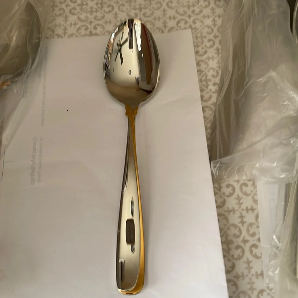 New Set of 4 Yamazaki Affair Gold Accent Oval Soup Spoons Made in Japan